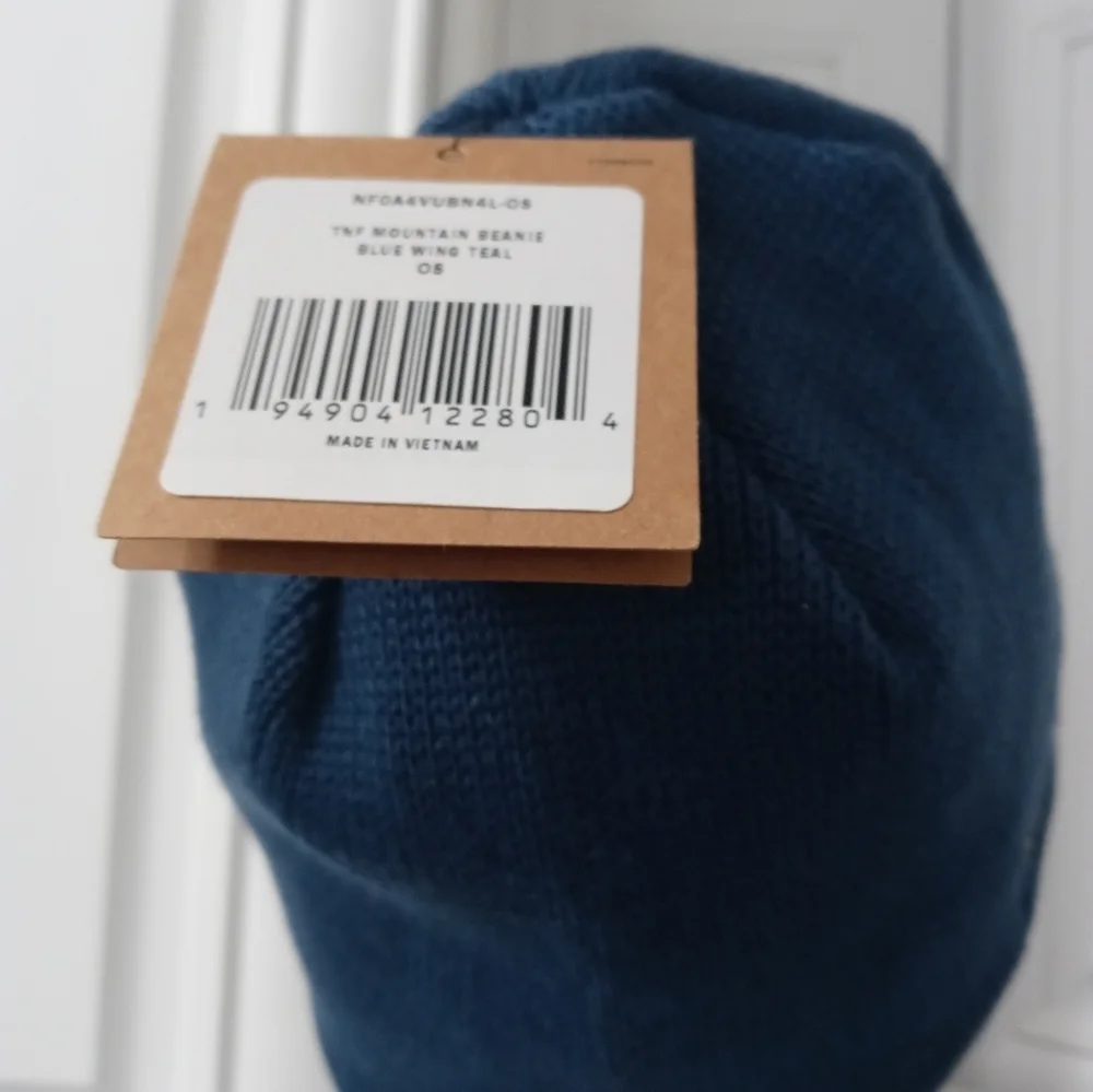 The North Face Navy Blue Knit Cap Hat w 